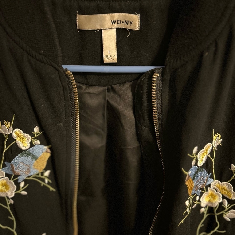 WD NY Embroidered Bomber Style Jacket Birds Branches Size Large - Picture 3 of 7